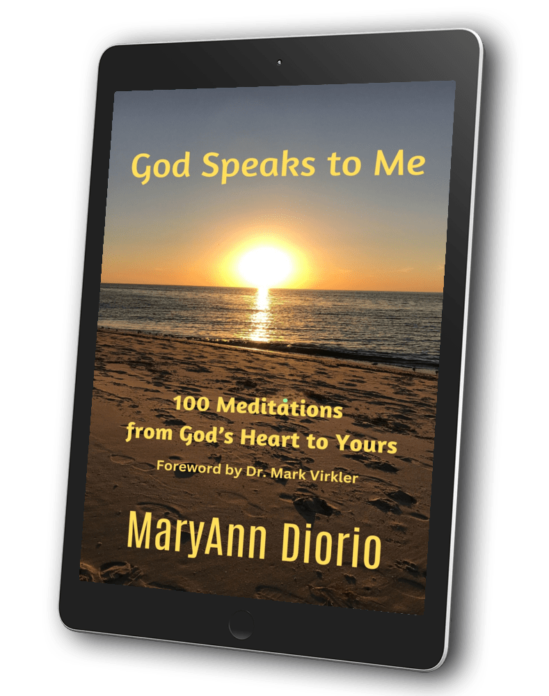 GOD SPEAKS TO ME: 100 MEDITATIONS FROM GOD'S HEART TO YOURS (NONFICTION) (E-BOOK)